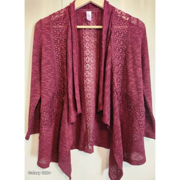 C1 No Boundaries burgundy lacey shrug - Picture 1 of 10